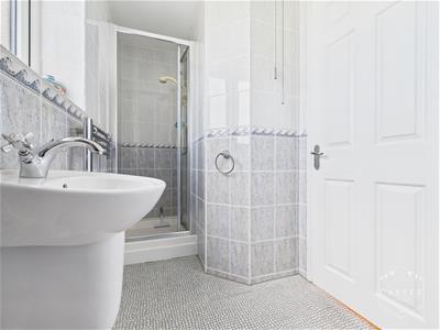 ENSUITE SHOWER ROOM